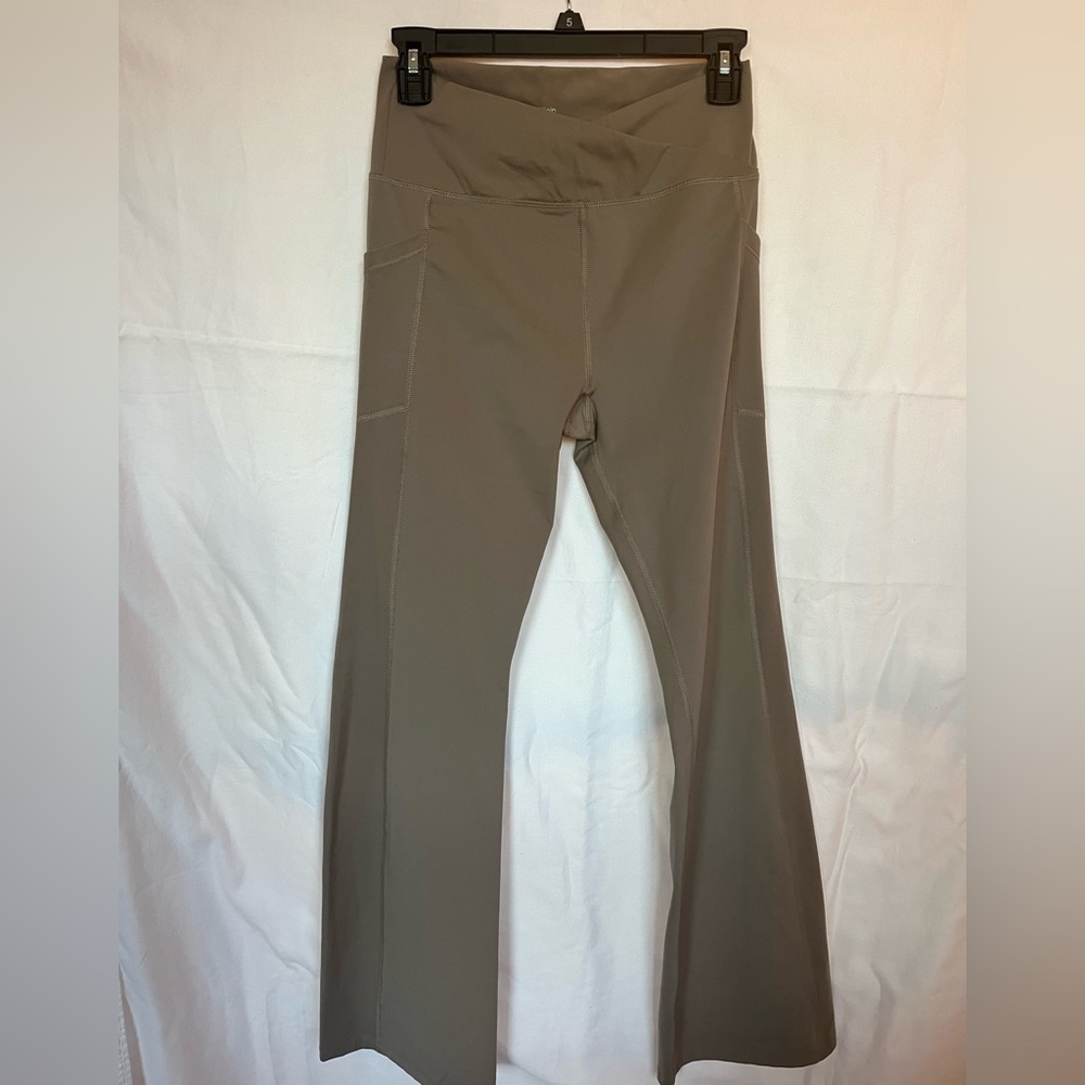 Calvin Klein Performance Stretch Pants - khaki - small